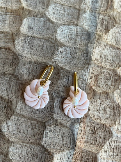 Boucles d’oreilles créoles coquillages escargots